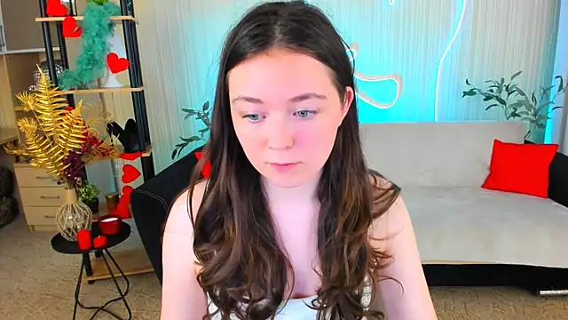 AlluringLookk online show from 19, 7, 2026