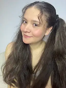 Emilyybennet  online show from 12, 3, 2026