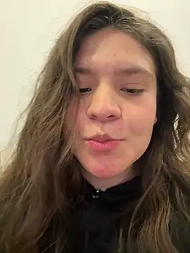 Emilyybennet  online show from 4, 6, 2026