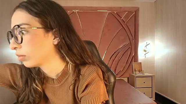 Emilia Bons online show from 19, 1, 2026