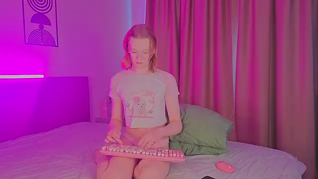 Olivia-Pink online show from 1, 6, 2026