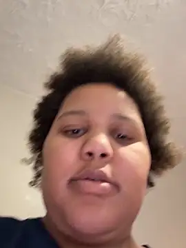 chocolate bella online show from 26, 11, 2025