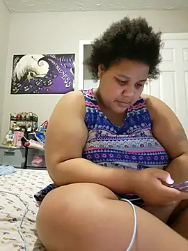 Snapshot of chocolate_bella chatting on 24, 4, 2026 chocolate bella online show from 24, 4, 2026