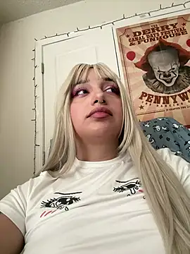 CharmingMaddie online show from 14, 4, 2026