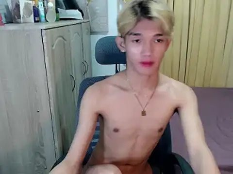 Snapshot of fuckerfriendsxx chatting on 27, 6, 2026 fuckerfriendsxx online show from 27, 6, 2026