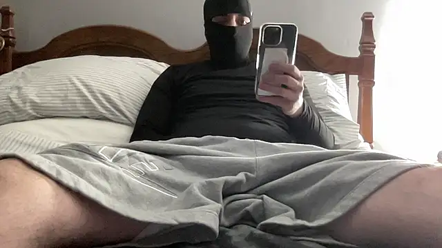 Snapshot of UncutMagic chatting on 11, 1, 2026 UncutMagic online show from 11, 1, 2026