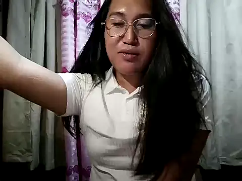 Romantic Sabrina online show from 3, 8, 2026