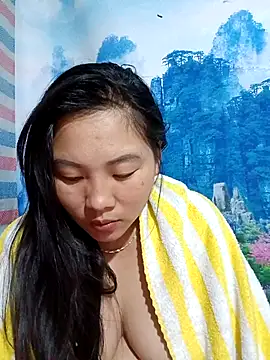 Snapshot of Love-Ly99 chatting on 25, 9, 2025 Love-Ly99 online show from 25, 9, 2025