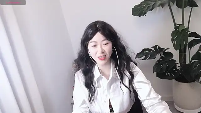 Emmaq996 online show from 19, 1, 2026