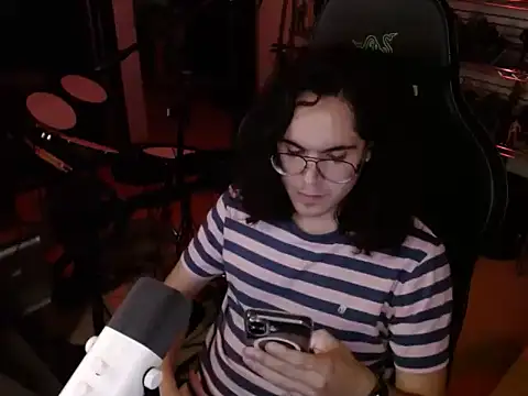 Snapshot of dorrey21 chatting on 10, 9, 2025 dorrey21 online show from 10, 9, 2025