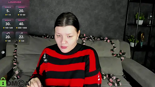 Michele Greenn online show from 7, 11, 2025