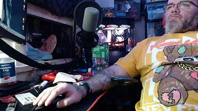 Snapshot of twistedj83 chatting on 15, 1, 2026 twistedj83 online show from 15, 1, 2026