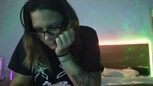 SparklesB1tch online show from 20, 7, 2026