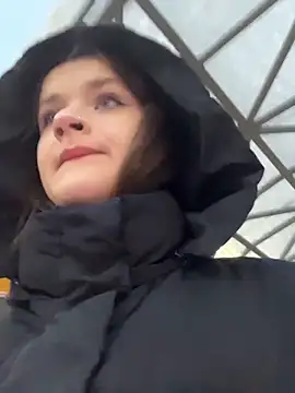 KittyQueeny online show from 28, 11, 2025