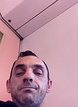 hotmen83 online show from 20, 3, 2026