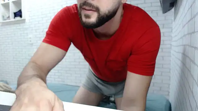 BombeiroHotx online show from 4, 7, 2026