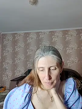 Snapshot of CandiCole chatting on 8, 7, 2026 CandiCole online show from 8, 7, 2026