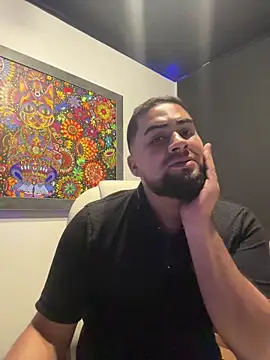 Snapshot of Yuber3 chatting on 28, 10, 2025 Yuber3 online show from 28, 10, 2025