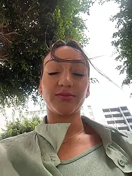 Ninabigtitied online show from 16, 12, 2025