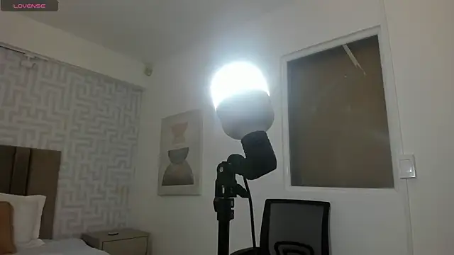 naishaa  online show from 7, 2, 2026