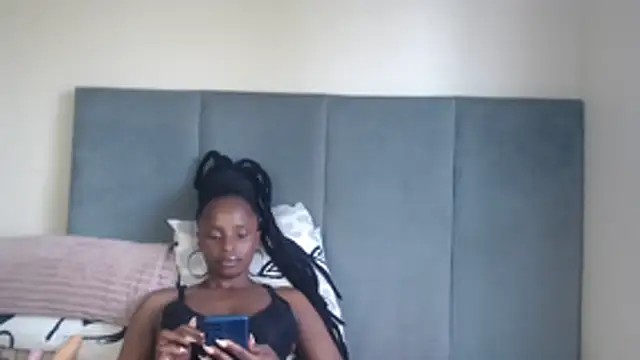 Snapshot of Jah-Queen chatting on 17, 1, 2026 Jah-Queen online show from 17, 1, 2026