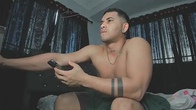 Snapshot of evan_hardy chatting on 26, 9, 2025 evan hardy online show from 26, 9, 2025