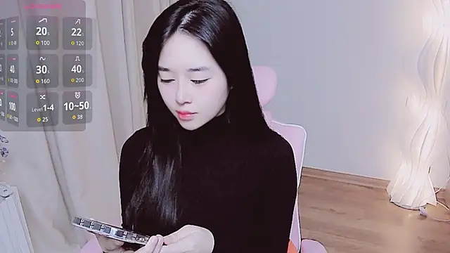 Snapshot of Miu-999 chatting on 18, 11, 2025 Miu-999 online show from 18, 11, 2025