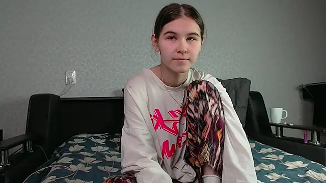 litle owl online show from 1, 6, 2026