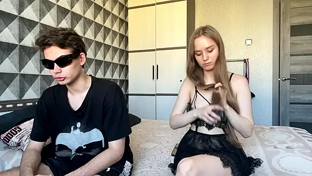 merycouple online show from 8, 1, 2026