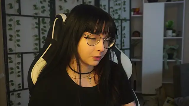 Snapshot of BereniceBattersby chatting on 1, 10, 2025 BereniceBattersby online show from 1, 10, 2025