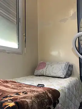 Yasar-Xxxl online show from 9, 2, 2026