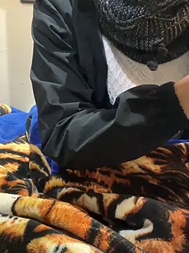 Yasar-Xxxl online show from 20, 2, 2026