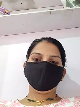 Snapshot of poojam93 chatting on 8, 10, 2025 poojam93 online show from 8, 10, 2025