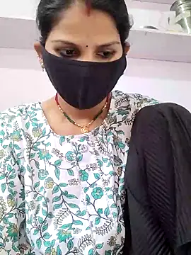 Snapshot of poojam93 chatting on 9, 10, 2025 poojam93 online show from 9, 10, 2025