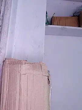 Snapshot of poojam93 chatting on 17, 10, 2025 poojam93 online show from 17, 10, 2025