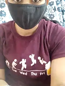 poojam93 online show from 7, 4, 2026