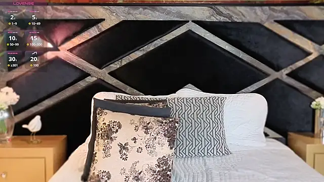 Snapshot of CristalHeart_ chatting on 24, 9, 2025 CristalHeart online show from 24, 9, 2025