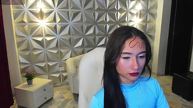 hellen tease online show from 25, 5, 2026