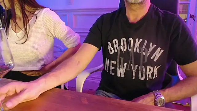 Snapshot of friendswithben33 chatting on 15, 10, 2025 friendswithben33 online show from 15, 10, 2025