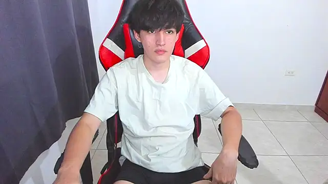 Snapshot of eren_188 chatting on 16, 9, 2025 eren 188 online show from 16, 9, 2025