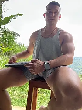 Snapshot of Marco_Vega chatting on 30, 10, 2025 Marco Vega online show from 30, 10, 2025