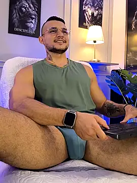 Snapshot of Marco_Vega chatting on 8, 4, 2026 Marco Vega online show from 8, 4, 2026