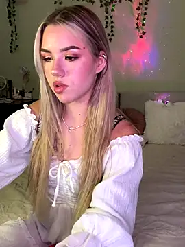 Snapshot of NastyaKiss1 chatting on 18, 9, 2025 NastyaKiss1 online show from 18, 9, 2025