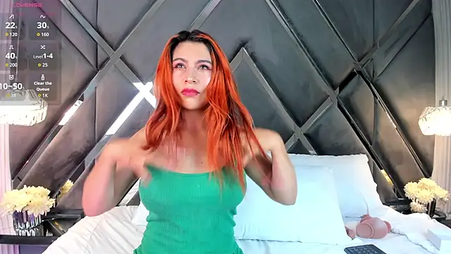 CoraimaSahin online show from 3, 3, 2026