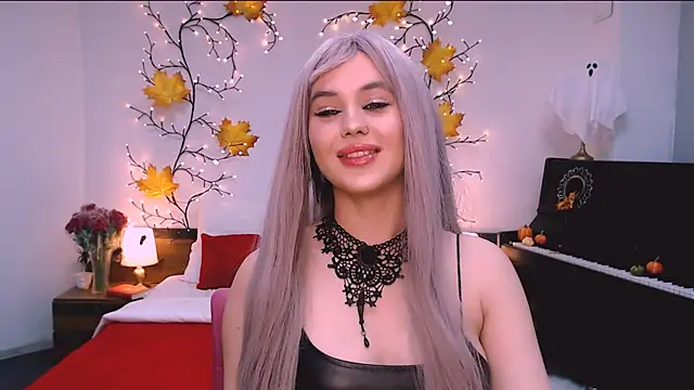 lil angel  online show from 31, 10, 2025