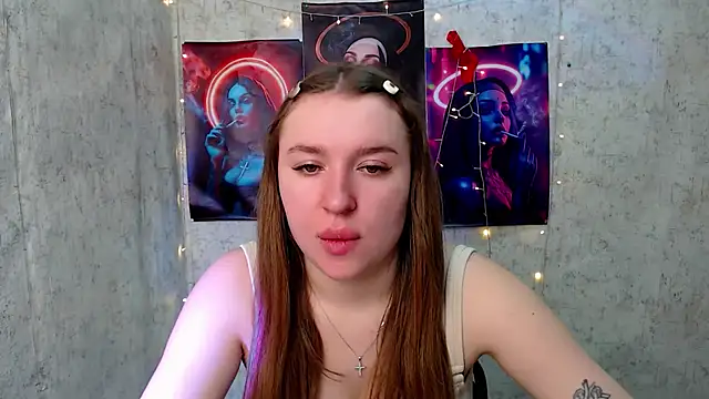 JuliaTopp  online show from 21, 2, 2026