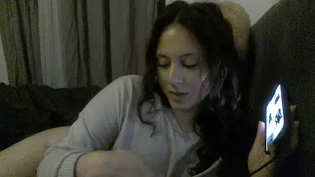 Snapshot of laylabliss chatting on 19, 10, 2025 laylabliss online show from 19, 10, 2025