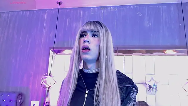 Foxxy Doll online show from 21, 12, 2025