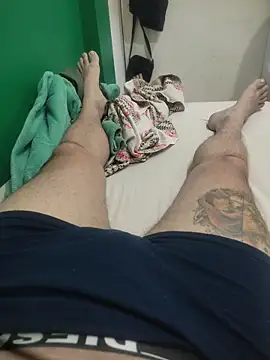 Snapshot of Meu_Pau_Te_Ama chatting on 24, 10, 2025 Meu Pau Te Ama online show from 24, 10, 2025