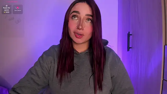 scarlett Collinss online show from 4, 2, 2026